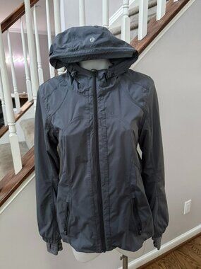 Lululemon Full Zip Hiking walking jacket Hood Breathable Gray Size Medium